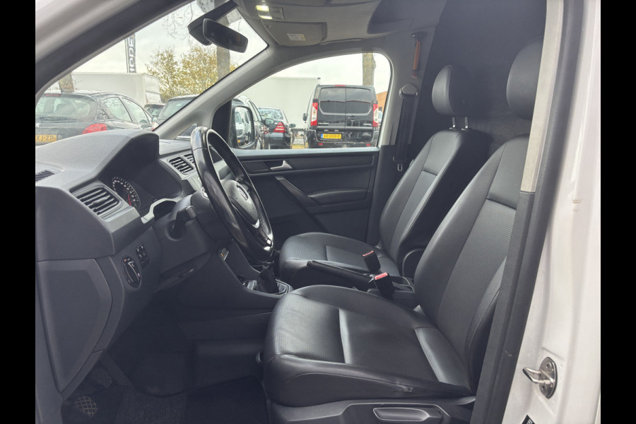 Volkswagen Caddy 2.0 TDI L2H1 BMT Maxi Highline | Leer | Navi | Cruise | Trekhaak | Dubbele Schuifdeur