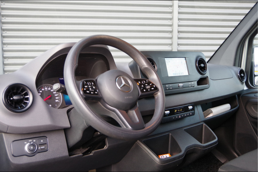 Mercedes-Benz Sprinter 317 1.9 L2H1 AUT. LED, 3.5T TREKHAAK, STANDKACHEL, CAMERA, NAVI, CRUISE, CLIMA