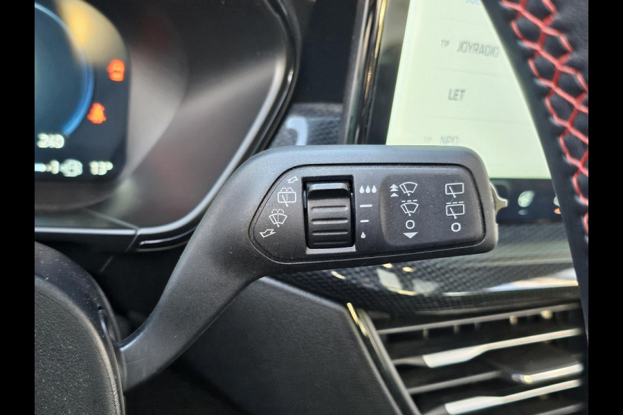 Ford FOCUS Wagon 1.0 EcoBoost Hybrid ST Line X 155pk | Trekhaak afneembaar | Panoramadak | Bang&Olufsen | Adaptive cruise control | Winter Pack | All season banden | Camera