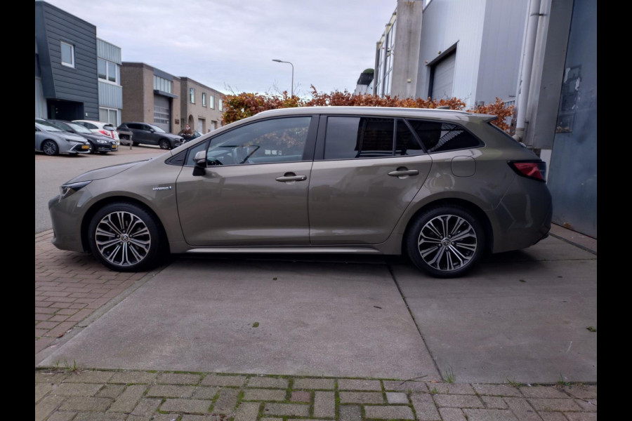 Toyota Corolla Touring Sports 1.8 Hybrid Business Plus trekhaak