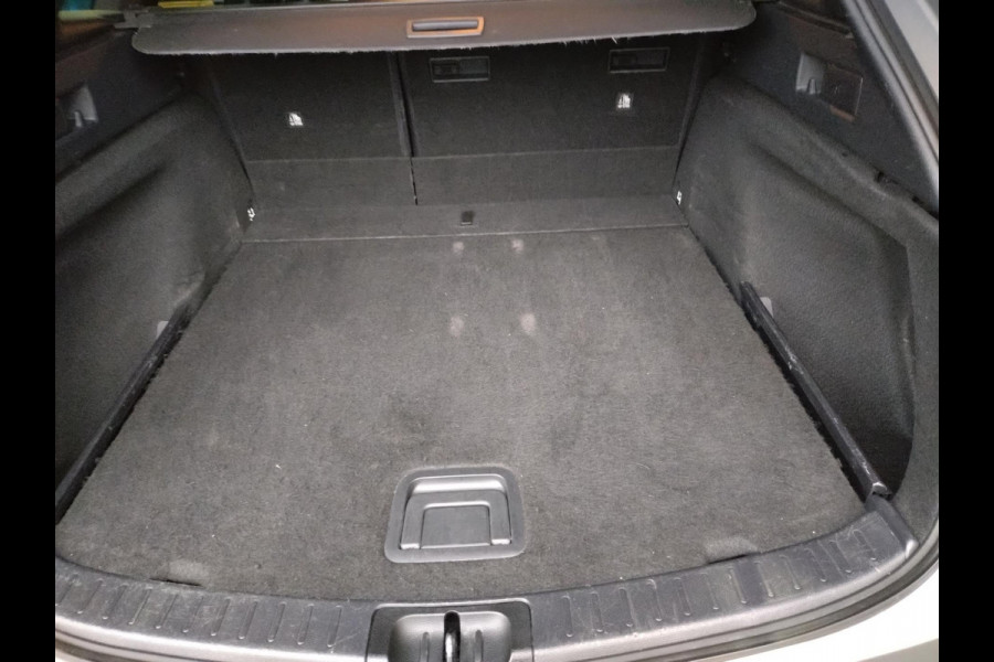 Toyota Corolla Touring Sports 1.8 Hybrid Business Plus trekhaak