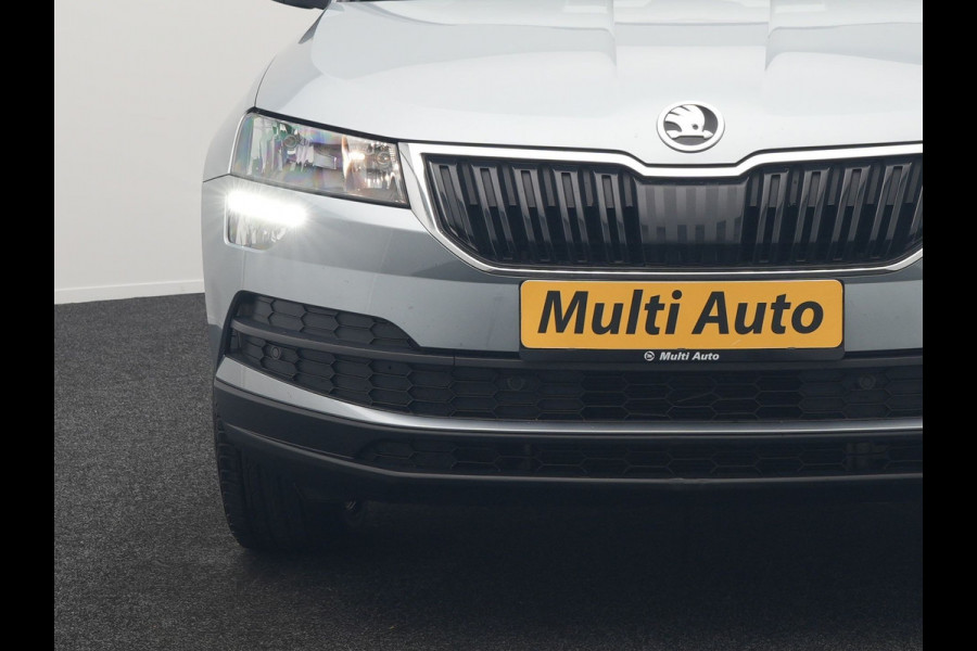 Škoda Karoq 1.0 TSI Style DSG116pk Dealer O.H. | Trekhaak Af Fabriek | Panodak | Camera | Apple Carplay | Sportstoelen Verwarmd  | Navigatie | Keyless | Cruise Control | DAB |