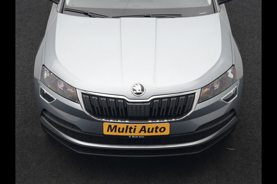 Škoda Karoq 1.0 TSI Style DSG116pk Dealer O.H. | Trekhaak Af Fabriek | Panodak | Camera | Apple Carplay | Sportstoelen Verwarmd  | Navigatie | Keyless | Cruise Control | DAB |