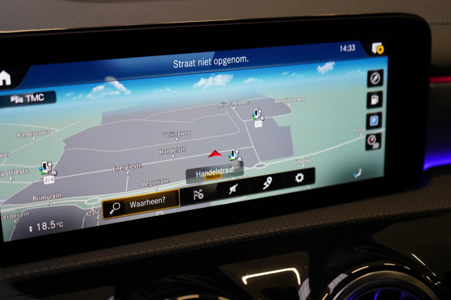 Mercedes-Benz A-Klasse 250 e | AMG Pakket | Panoramadak | Sportstoelen | Sfeerverlichting