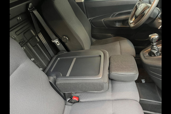 Opel Combo 1.5D 100pk euro6 L1H1 Edition 3persoons, Airco, Camera, CruiseControl, Navigatie, Trekhaak, RIJKLAARPRIJS!