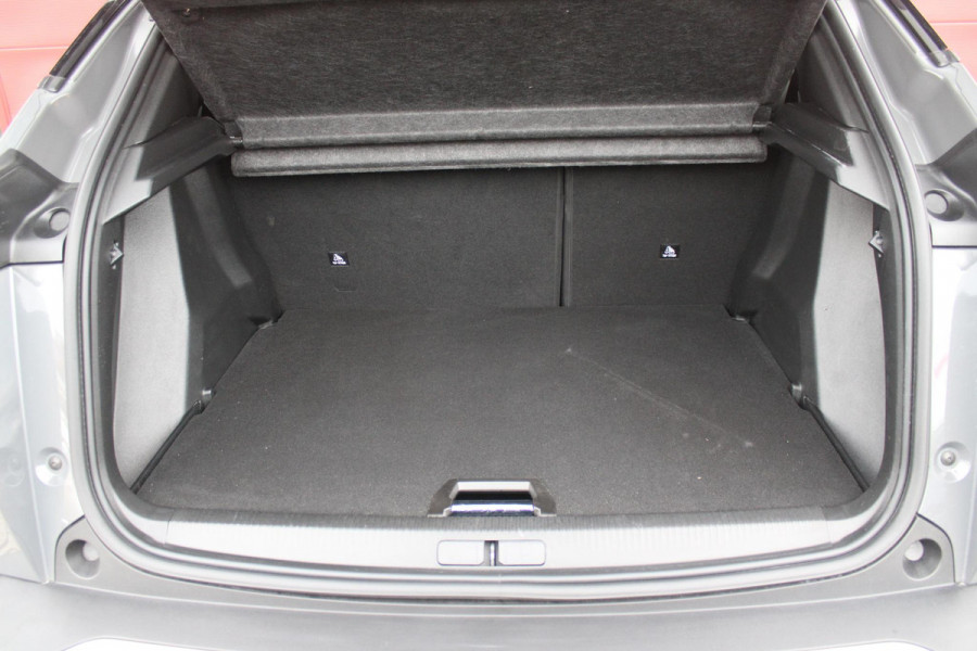 Peugeot 2008 1.2 130PK AUTOMAAT GT PACK | ALCANTARA/LEDEREN BEKLEDING | ELEKTRISCH BEDIENBARE BESTUURDERSSTOEL | STOEL VERWARMING | MASSAGE STOELEN | NAVIGATIE | FULL LED KOPLAMPEN | DRAADLOZE APPLE CARPLAY/ANDROID AUTO | ADAPTIVE CRUISE CONTROL | CAMERA VOOR + ACHTER | CLIMATE CONTROL | LICHTMETALEN VELGEN 17" | KEYLESS ENTRY/START | DAB+ RADIO |DODEHOEK DETECTIE | PARKEERSENSOREN VOOR + ACHTER |