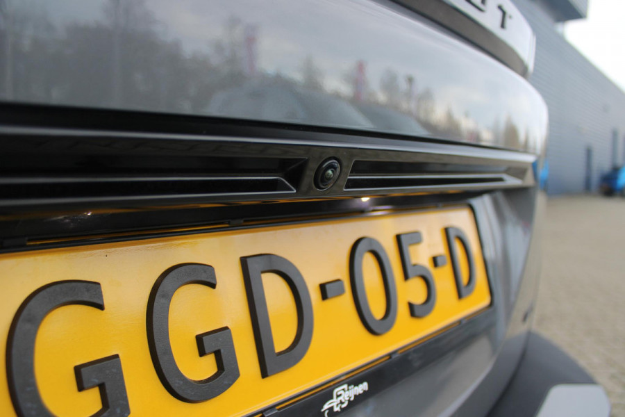 Peugeot 2008 1.2 130PK AUTOMAAT GT PACK | ALCANTARA/LEDEREN BEKLEDING | ELEKTRISCH BEDIENBARE BESTUURDERSSTOEL | STOEL VERWARMING | MASSAGE STOELEN | NAVIGATIE | FULL LED KOPLAMPEN | DRAADLOZE APPLE CARPLAY/ANDROID AUTO | ADAPTIVE CRUISE CONTROL | CAMERA VOOR + ACHTER | CLIMATE CONTROL | LICHTMETALEN VELGEN 17" | KEYLESS ENTRY/START | DAB+ RADIO |DODEHOEK DETECTIE | PARKEERSENSOREN VOOR + ACHTER |