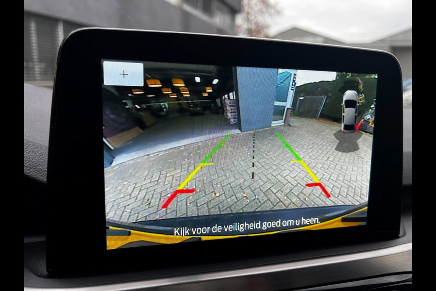 Ford Kuga 2.5 PHEV Titanium Carplay_Camera_1ste eign