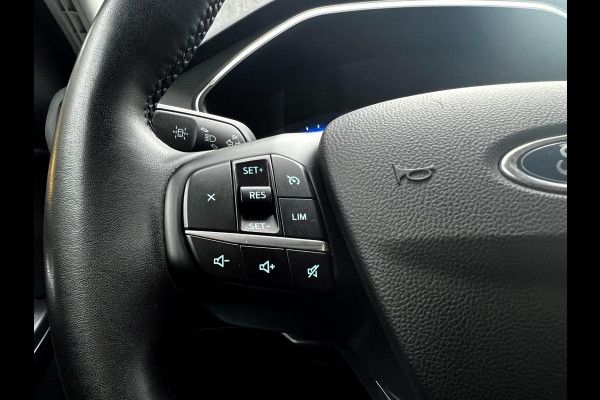 Ford Kuga 2.5 PHEV Titanium Carplay_Camera_1ste eign