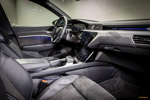 Audi e-tron E-tron 55 quattro advanced 95 kWh|NAP|Cam|E-stoe