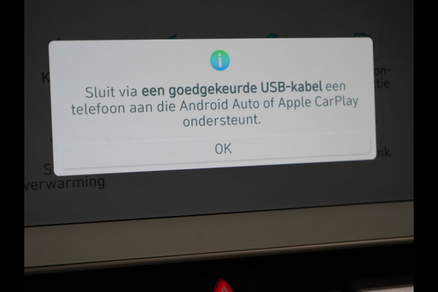 Hyundai IONIQ 5 Connect 58 kWh 170pk Dealer O.H. | Adaptive Cruise | Camera | Stoelen & Stuur Verwarmd | Apple Carplay | Navigatie | Virtual | Blis | DAB |