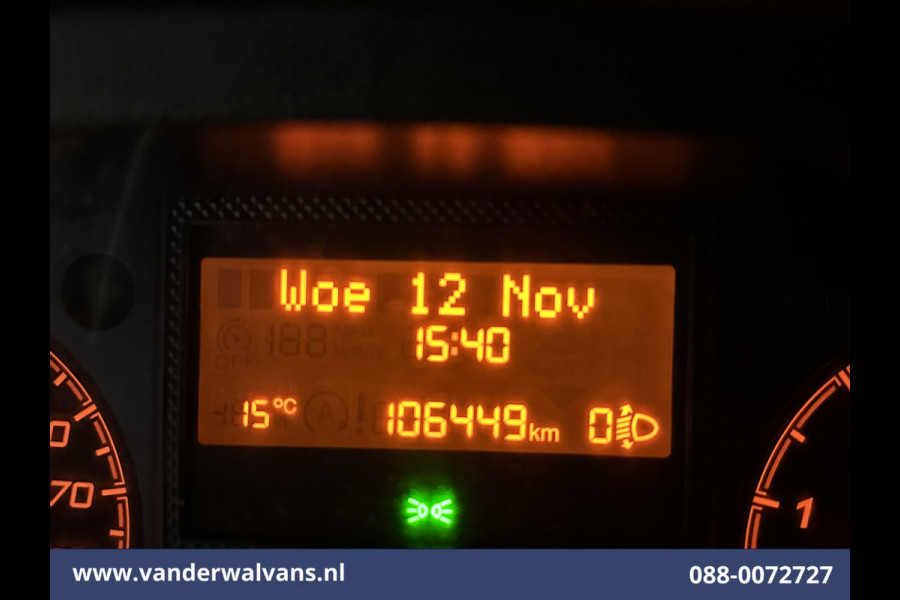 Peugeot Boxer 2.2 BlueHDi 120pk L1H1 Euro6 Airco | Dakdragers | 2500kg Trekhaak Bijrijdersbank