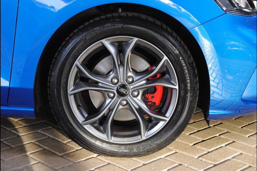 Ford FOCUS Wagon 1.0 EBH ST L. XBns