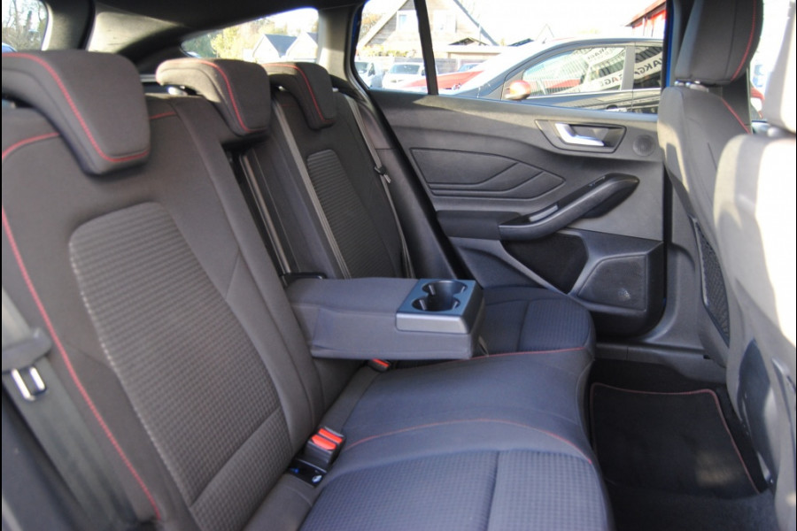 Ford FOCUS Wagon 1.0 EBH ST L. XBns