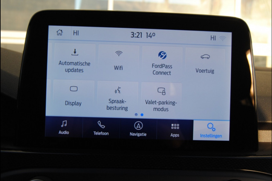 Ford FOCUS Wagon 1.0 EBH ST L. XBns