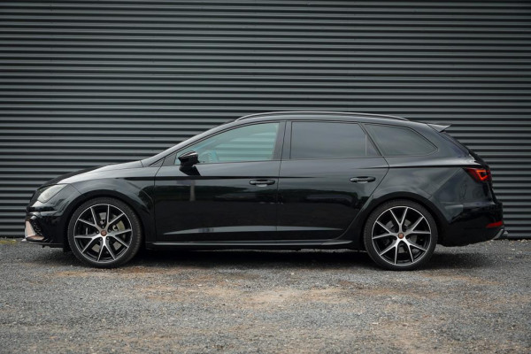 Seat León ST 2.0 TSI 4DRIVE CUPRA R Ultimate Edition / Pano / Carplay
