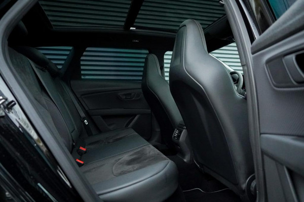 Seat León ST 2.0 TSI 4DRIVE CUPRA R Ultimate Edition / Pano / Carplay