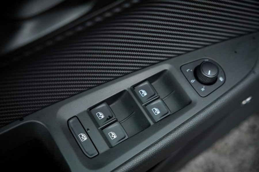 Seat León ST 2.0 TSI 4DRIVE CUPRA R Ultimate Edition / Pano / Carplay