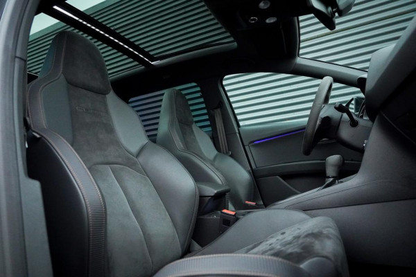 Seat León ST 2.0 TSI 4DRIVE CUPRA R Ultimate Edition / Pano / Carplay