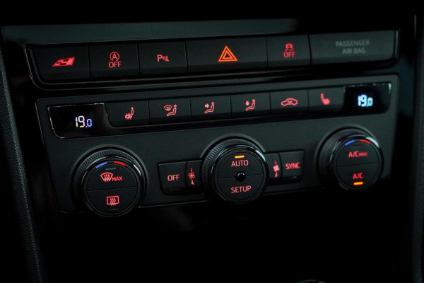 Seat León ST 2.0 TSI 4DRIVE CUPRA R Ultimate Edition / Pano / Carplay