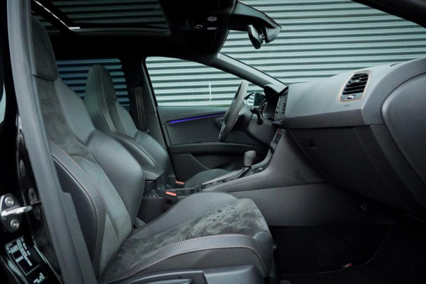 Seat León ST 2.0 TSI 4DRIVE CUPRA R Ultimate Edition / Pano / Carplay