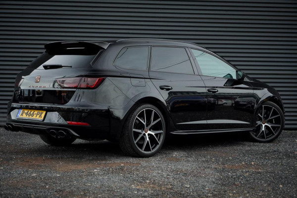 Seat León ST 2.0 TSI 4DRIVE CUPRA R Ultimate Edition / Pano / Carplay