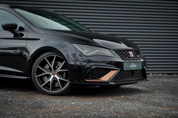 Seat León ST 2.0 TSI 4DRIVE CUPRA R Ultimate Edition / Pano / Carplay