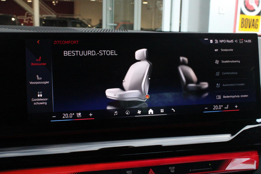 BMW 5 Serie 550e 490PK xDRIVE | ICONIC GLOW GRILL | PANORAMA DAK | MEESTURENDE ACHTERAS | STUUR VERWARMING | M SPORT PAKKET PRO | 20" LICHTMETALEN VELGEN | ZONNESCHERM ACHTERRUIT ELEKTRISCH | INTERIEURLIJSTEN M DONKERZILVER/CARBON FIBER | BOWERS & WILKINS AUDIO SYSTEM | DRIVING ASSISTANT PLUS | SHADOW LINE | INNOVATIE PAKKET | TRAVEL PAKKET | COMFORT PAKKET (AUTOMATISCHE AIRCONDITIONING 4 ZONES MET AUTOMATISCHE LUCHTCIRCULATIEFUNCTIE, STOELVERWARMING VOOR + ACHTER, STOELEN ELEKTRISCH VERSTELBAAR MET MEMORY, ACTIEVE STOELVENTILATIE VOOR) | BMW INDIVIDUAL LEER MERINO SILVERSTONE/ATL