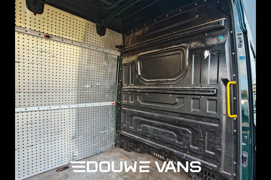 Volkswagen Crafter 2.0 177PK 4Motion Airco Trekhaak MARGE Stoelverw. 4x4 / Ideale Camperbus