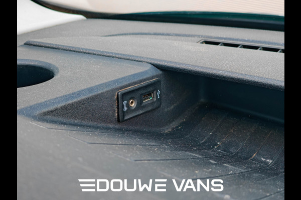 Volkswagen Crafter 2.0 177PK 4Motion Airco Trekhaak MARGE Stoelverw. 4x4 / Ideale Camperbus