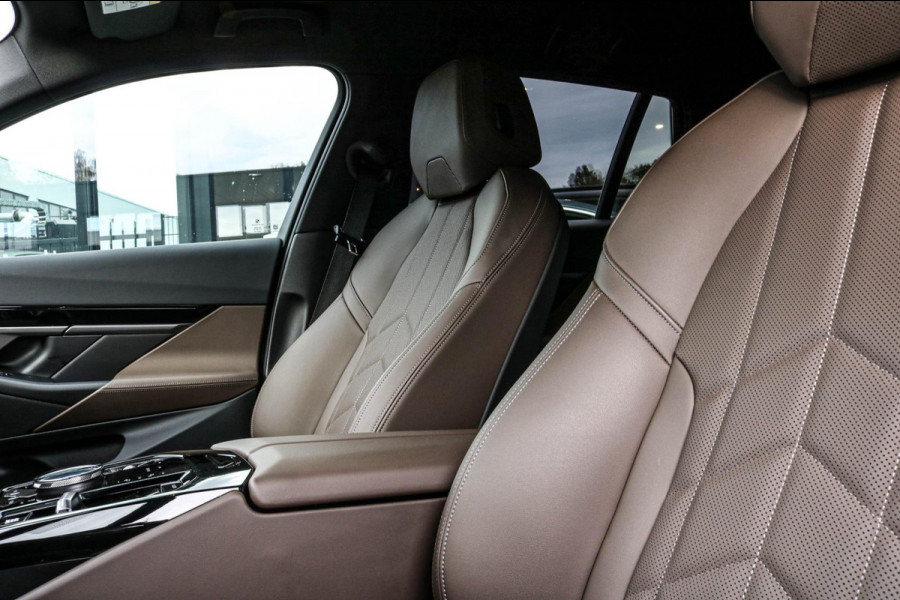 BMW 5 Serie Touring 520i - M-SPORT - HARMAN KARDON - TREKHAAK