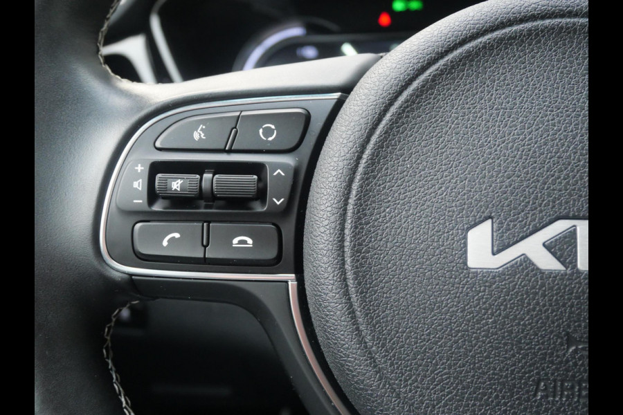 Kia e-Niro DynamicPlusLine 64 kWh | Trekhaak | Cruise | Clima | Camera | Carplay | Keyless | Navi | Stoel-stuurverwarming |