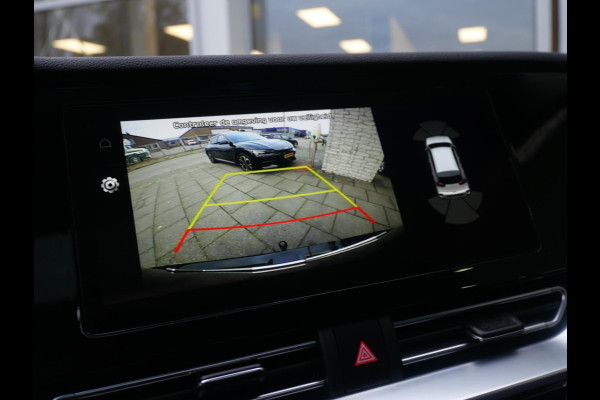 Kia e-Niro DynamicPlusLine 64 kWh | Trekhaak | Cruise | Clima | Camera | Carplay | Keyless | Navi | Stoel-stuurverwarming |
