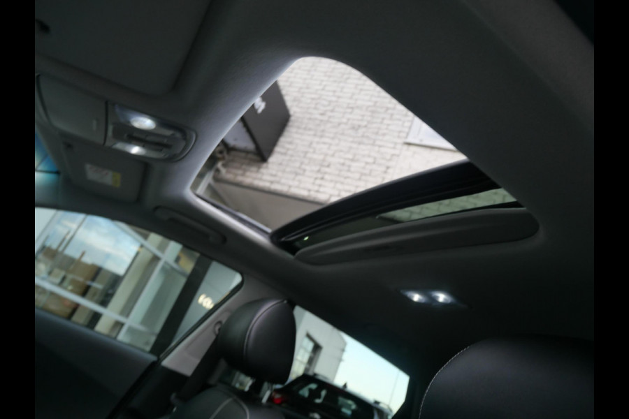 Kia e-Niro DynamicPlusLine 64 kWh | Trekhaak | Cruise | Clima | Camera | Carplay | Keyless | Navi | Stoel-stuurverwarming |