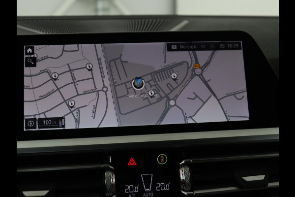 BMW 3-serie 320e M Sport | Adaptive cruise | Leder | Trekhaak | Stoelverwarming | 360 Camera | Laserlicht | Carplay | Sfeerverlichting | Live Cockpit | Keyless | Sportstoelen | DAB | Navigatie | PHEV | Plug In