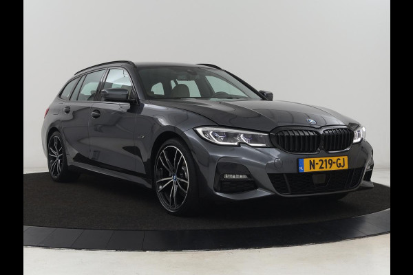 BMW 3-serie 320e M Sport | Adaptive cruise | Leder | Trekhaak | Stoelverwarming | 360 Camera | Laserlicht | Carplay | Sfeerverlichting | Live Cockpit | Keyless | Sportstoelen | DAB | Navigatie | PHEV | Plug In
