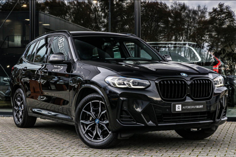 BMW X3 XDrive30e M-SPORT - TREKHAAK - CAMERA - NIEUW MODEL - 30e - M-PAKKET