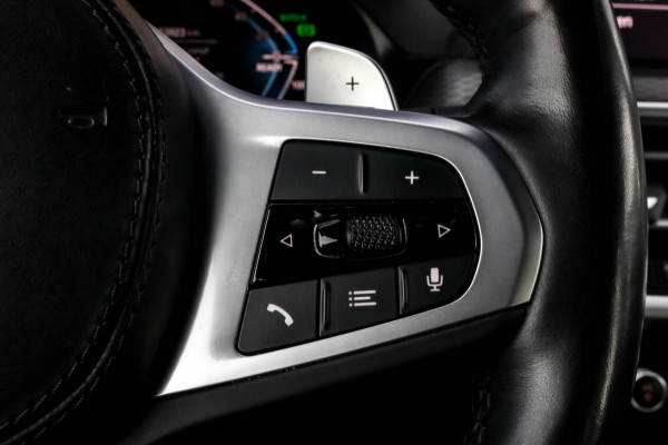 BMW X3 XDrive30e M-SPORT - TREKHAAK - CAMERA - NIEUW MODEL - 30e - M-PAKKET