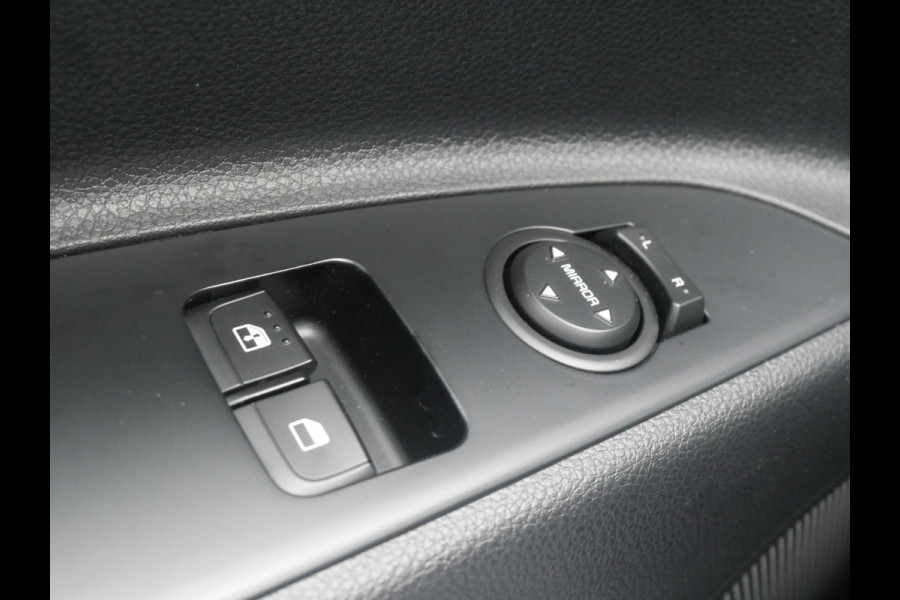 Kia Stonic 1.0 T-GDi MHEV DynamicLine | Cruise | Clima | Carplay | Camera | Navi |