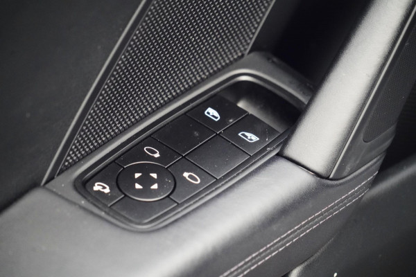 Porsche 911 3.0 Carrera / NL-Auto / 1e Eigenaar / Sportuitlaat / Stuur- & Stoelverw. / 360 Camera / 45dkm NAP