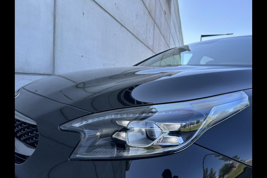 Kia Xceed 1.5 T-GDI MHEV DynamicPlusLine | Automaat | Navigatie | Camera | Stoelverwarming |