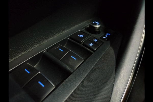 Toyota Corolla Touring Sports 1.8 Hybrid Business Plus lage km stand!