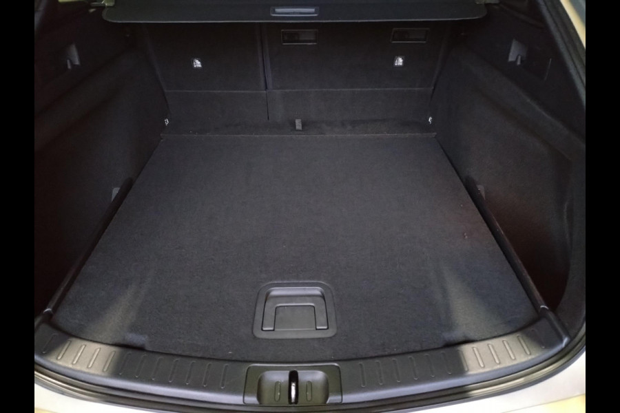 Toyota Corolla Touring Sports 1.8 Hybrid Business Plus lage km stand!