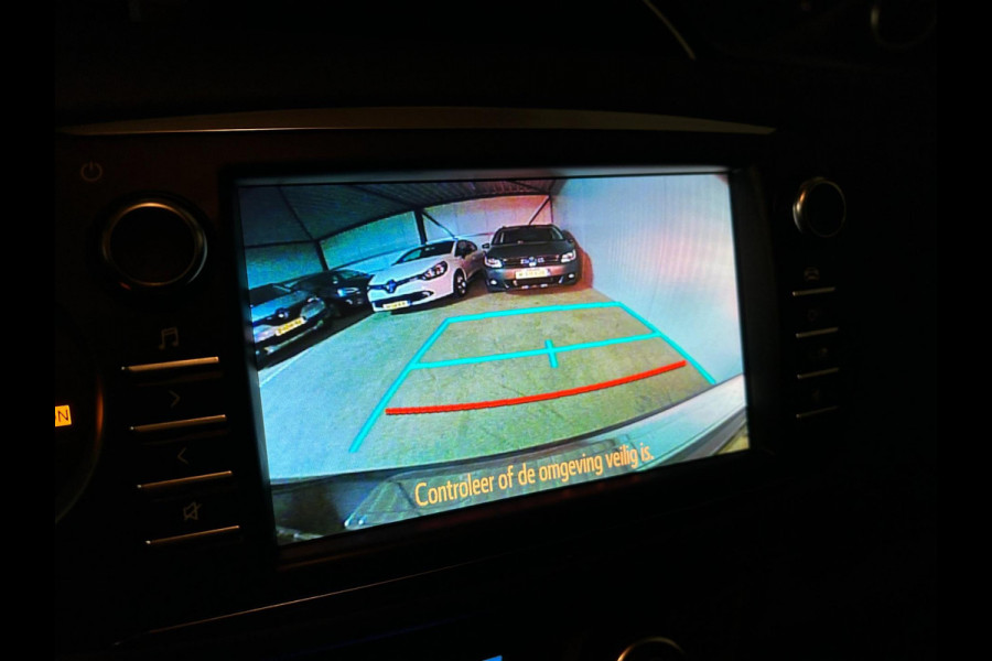 Toyota Yaris Occasion 1.5 Hybrid Premium | Airco | Grijs | Tweedehands Toyota Yaris | Cruisecontrol | Panoramadak