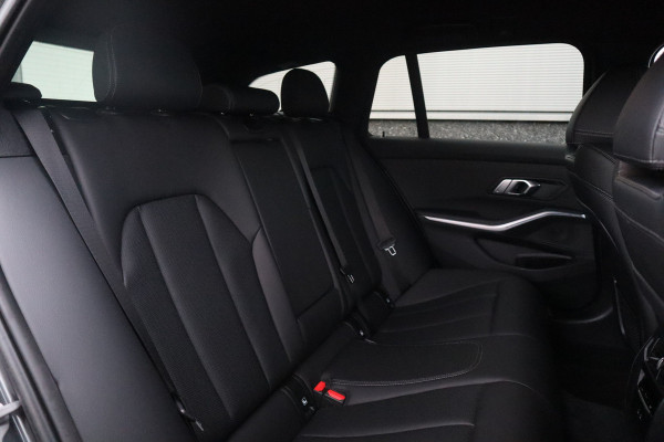 BMW 3 Serie Touring M-Sport SOH 93% / Hifi / Stoelverwarming / 18inch / Sportstoelen /