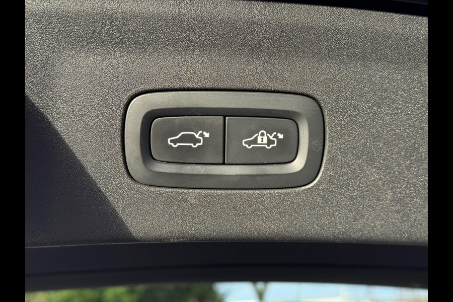 Polestar 2 Aut. Long Range Dual AWD | Trekhaak | Panorama | 360 Camera | Harman Kardon |