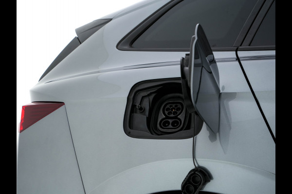 Škoda ENYAQ iV 60 [ 3-Fase ] {SOH-87%} (INCL.BTW) *PANO | FULL-LED | DIGI-COCKPIT | CAMERA | KEYLESS | NAVI-FULLMAP | PRIVACY-GLASS | AMBIENT-LIGHT | ECC | PDC | CRUISE | 19''ALU | TOWBAR*