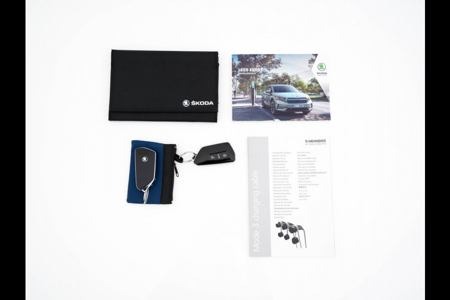 Škoda ENYAQ iV 60 [ 3-Fase ] {SOH-87%} (INCL.BTW) *PANO | FULL-LED | DIGI-COCKPIT | CAMERA | KEYLESS | NAVI-FULLMAP | PRIVACY-GLASS | AMBIENT-LIGHT | ECC | PDC | CRUISE | 19''ALU | TOWBAR*