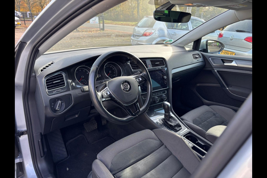 Volkswagen Golf 1.0 TSI Comfortline Business