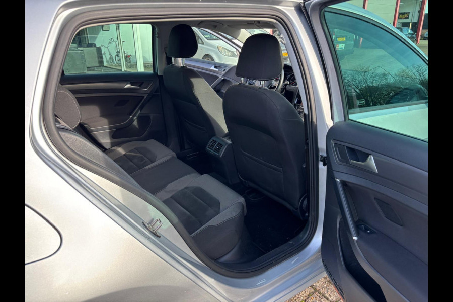 Volkswagen Golf 1.0 TSI Comfortline Business